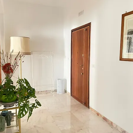 Simi - Carpegna アパート *