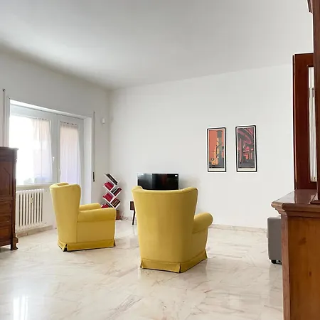 アパート Simi - Carpegna ローマ